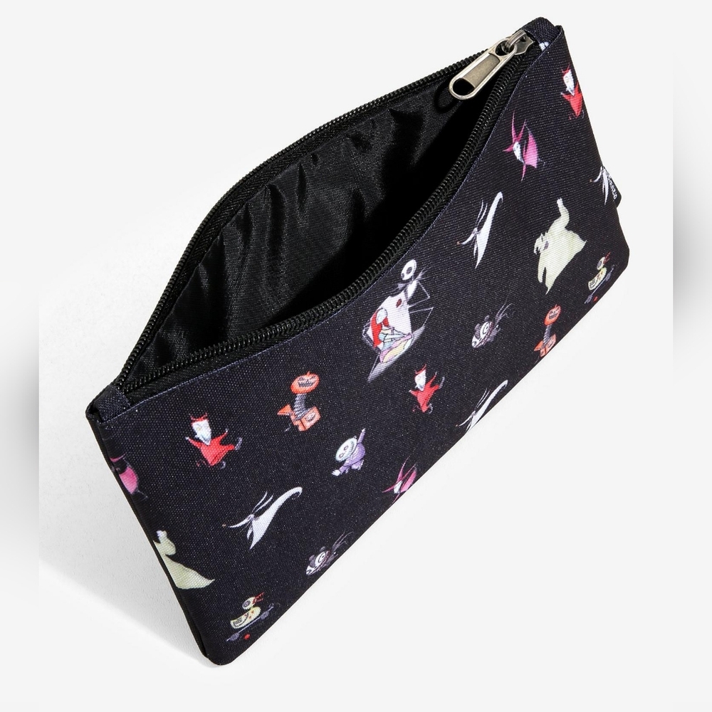 Loungefly The Nightmare Before Christmas Characters Makeup Bag - Picture 3 of 3